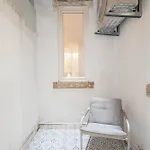 Modern 4 Bedroom Haven Sleeps 10 Lissabon