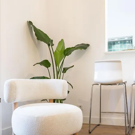 Modern Central Haven 4 Bedroom Sleeps 10 Wac Lisboa