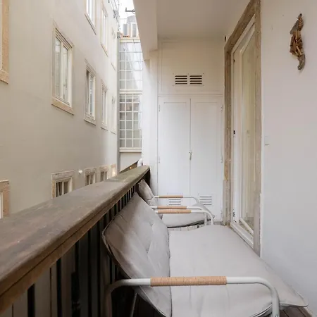 Modern Central Haven 4 Bedroom Sleeps 10 Wac Lisboa